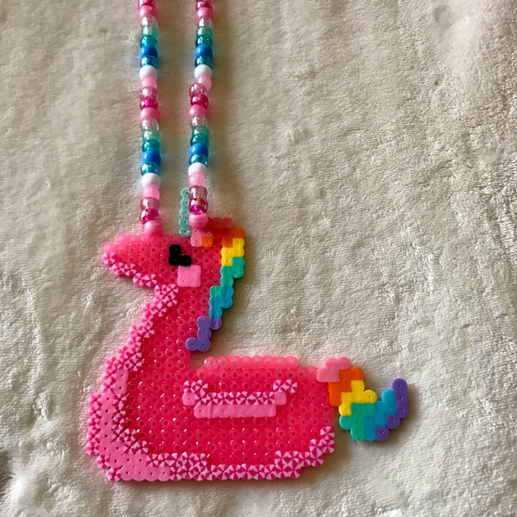 Pink Princess Pool Floatie necklace - Picture 3 of 4